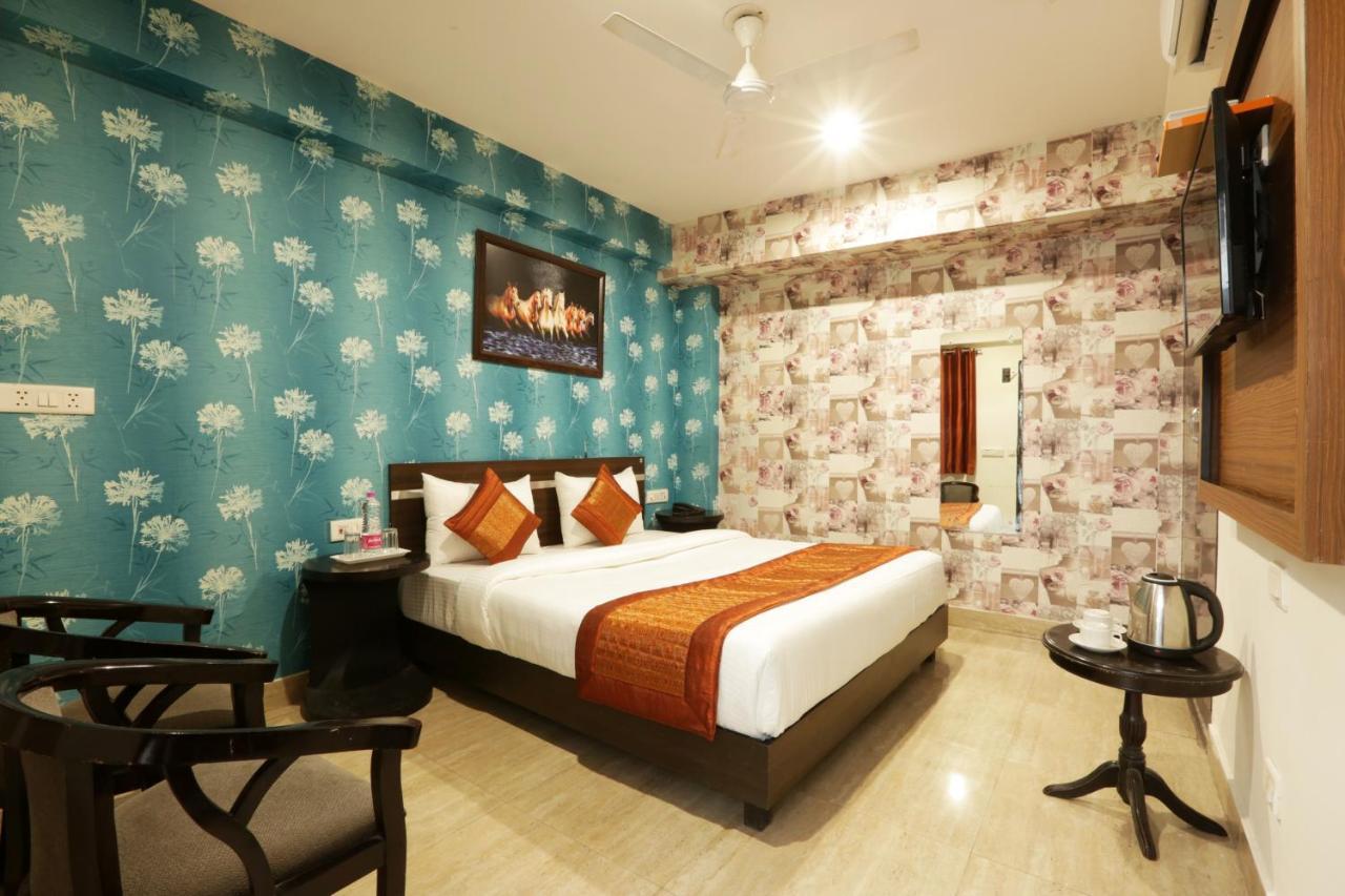Hotel Green Plaza At Airport New Delhi Exterior photo